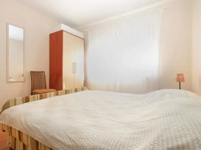 Apartment 1804