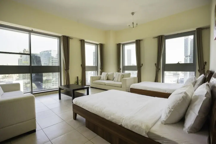 One Perfect Stay - Executive Tower