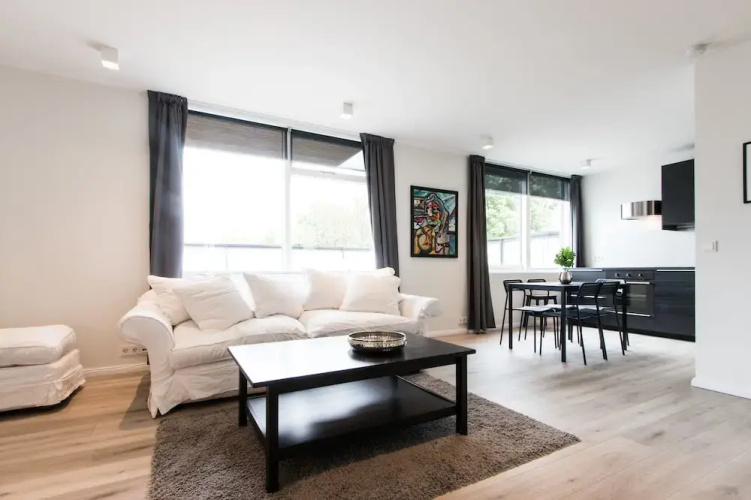 Apartment V13
