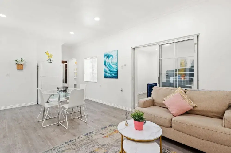 Spacious & Bright Home Fully Equipped