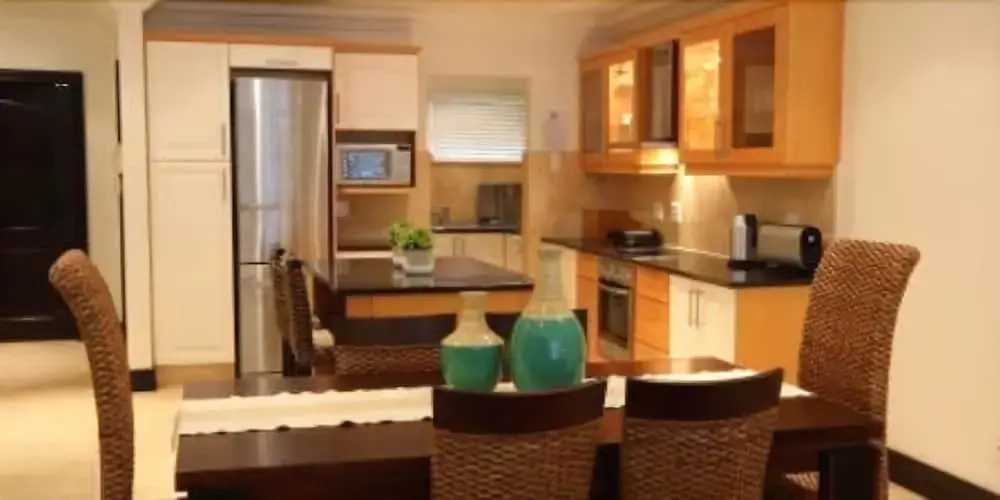 604 Manor View