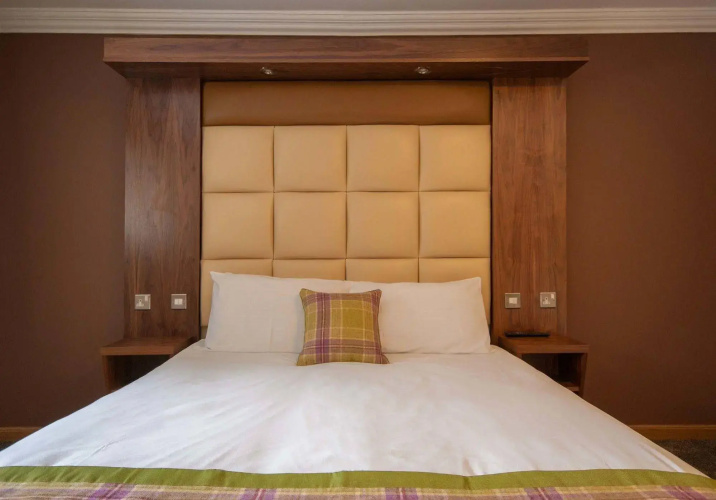 Dean Park Hotel