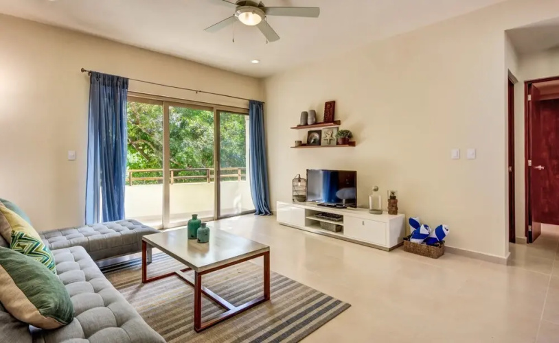 Anam 1 bedroom apartment with balcony sleeps 3