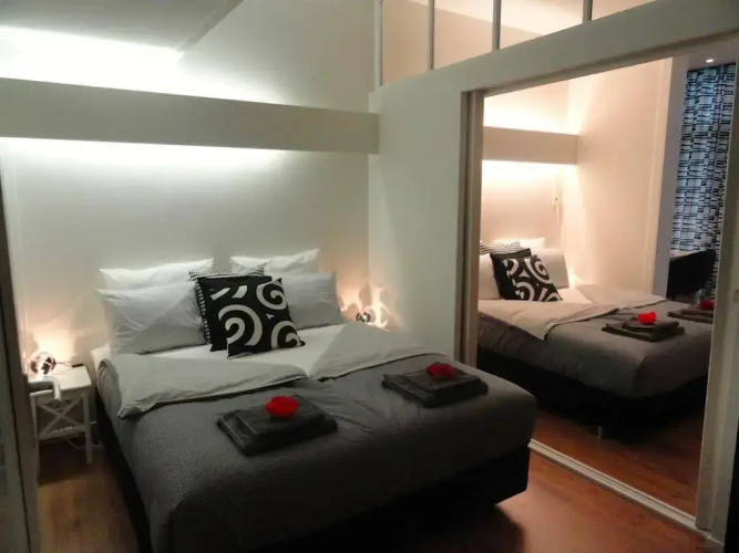 Frankendael Apartments Hotel