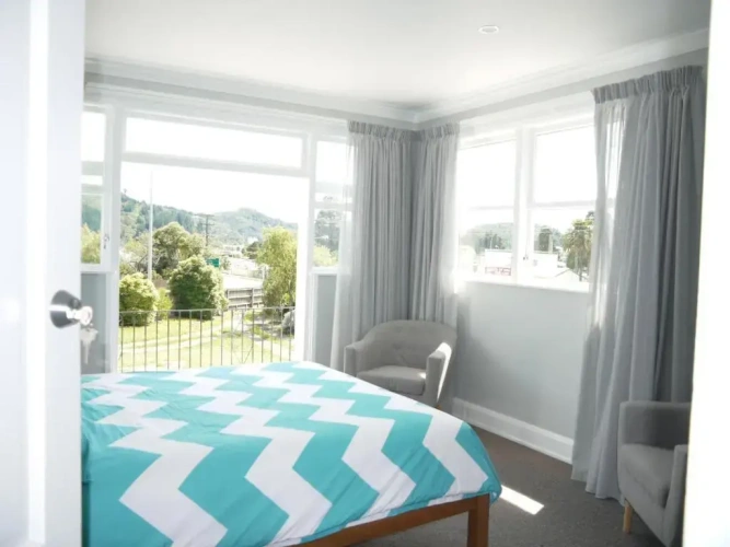 Deluxe Twin room with view