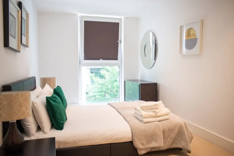 1 Bedroom Apartment with balcony