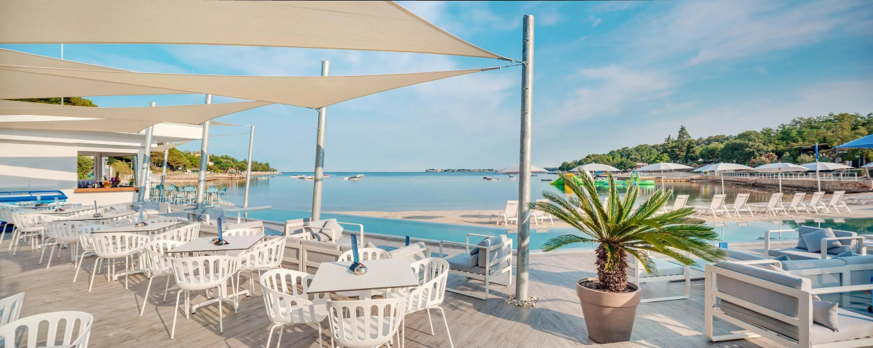 Punto Blu Premium Village