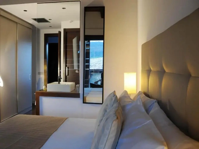 Luxury Suite with view