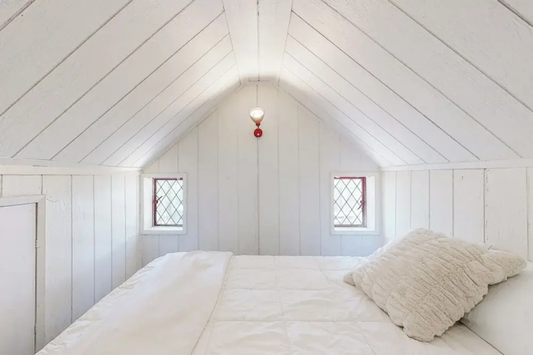 Peaceful & Charming Rustic Cabin