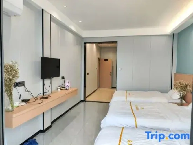 Standard Quadruple room with sea view