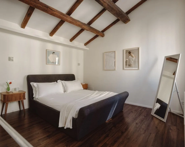 2 Bedrooms Luxury Apartment