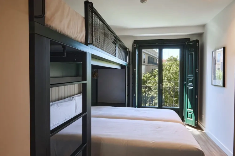 Twin room