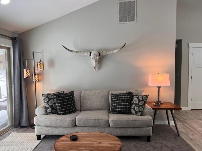 2 Bedrooms Cottage
