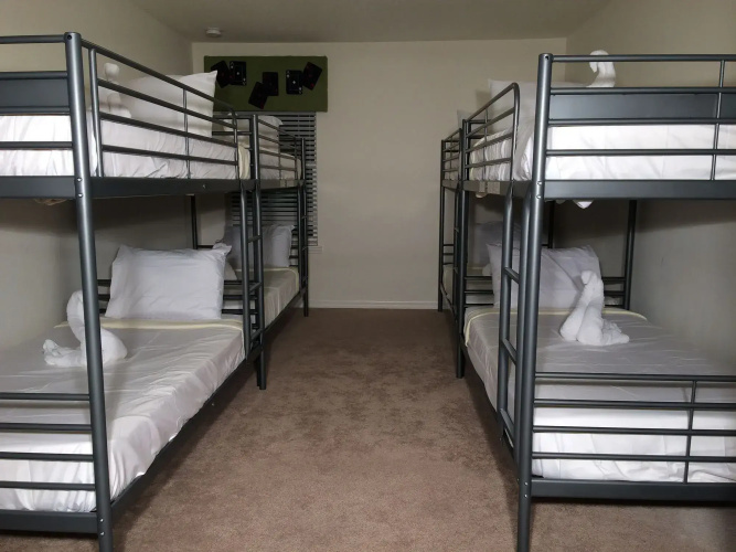 Hostels Homes