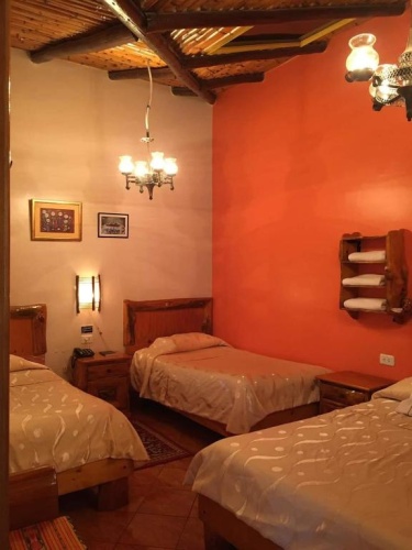 Standard Triple room