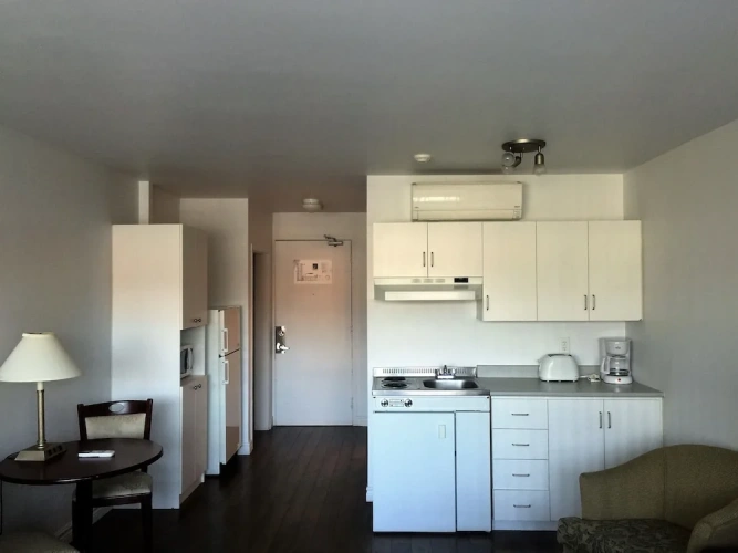 Quadruple Apartment
