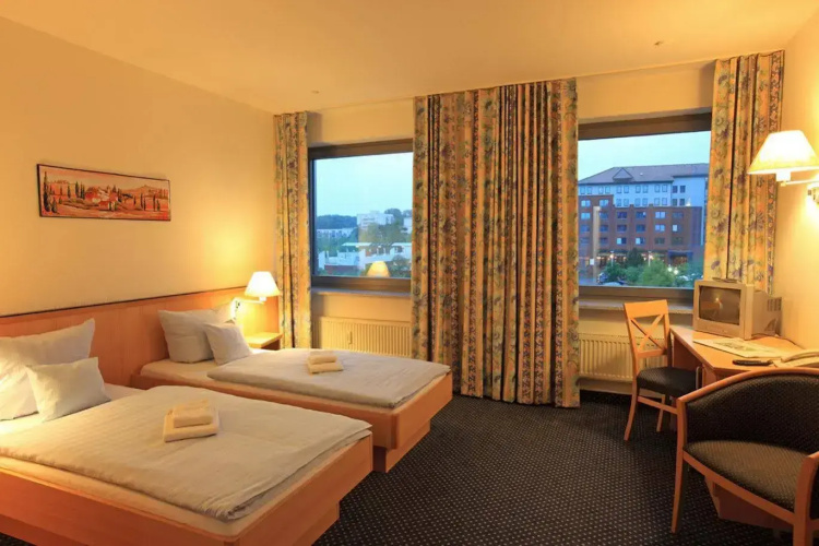 Hotel NearBy