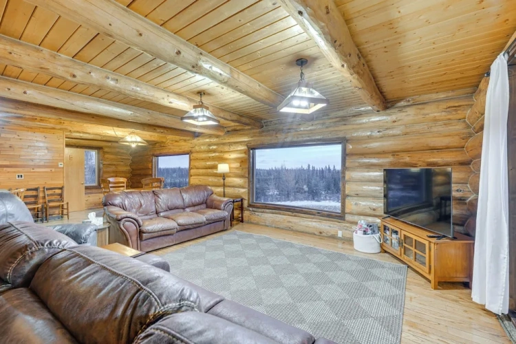 5 Bedrooms Cottage