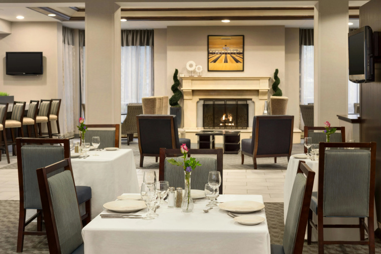 DoubleTree by Hilton Detroit Novi photo 31