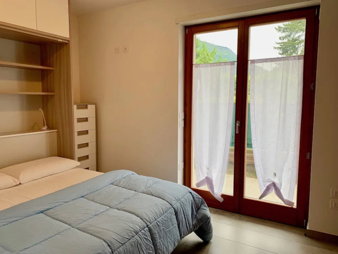 LakeGarden Apartment