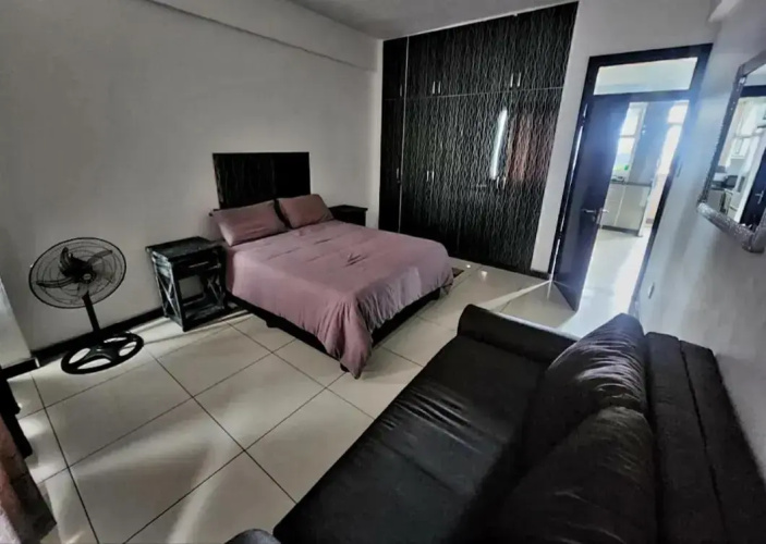 Beachurst Apartment