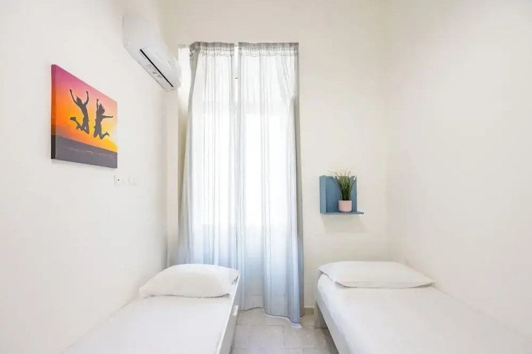 Urban Base Garibaldi by Napoliapartments