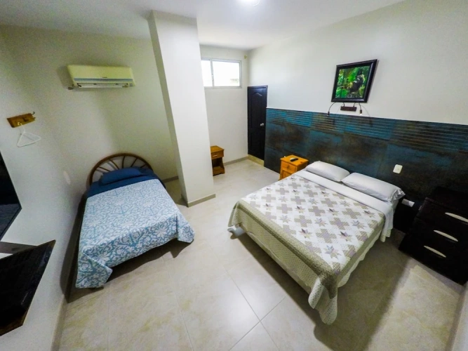 Standard Triple room with balcony