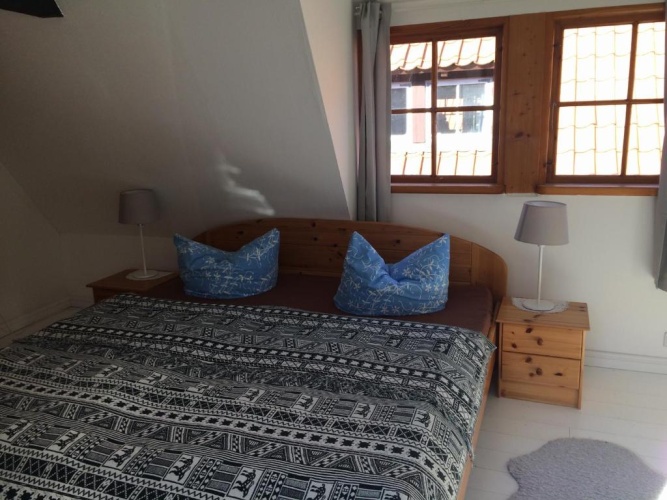 2 Bedrooms Cottage