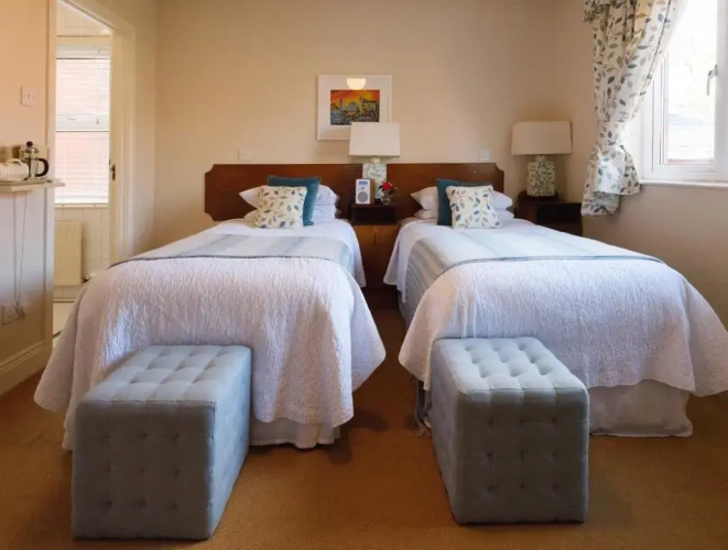 Standard Twin room
