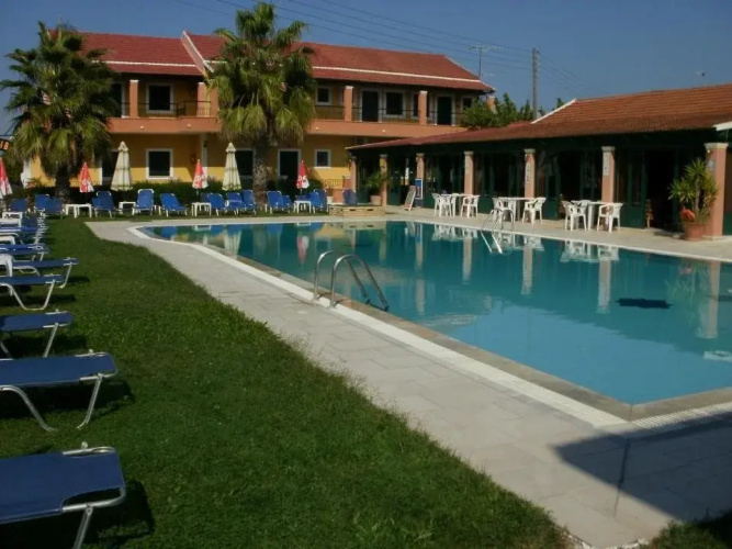 Adonis Apartments