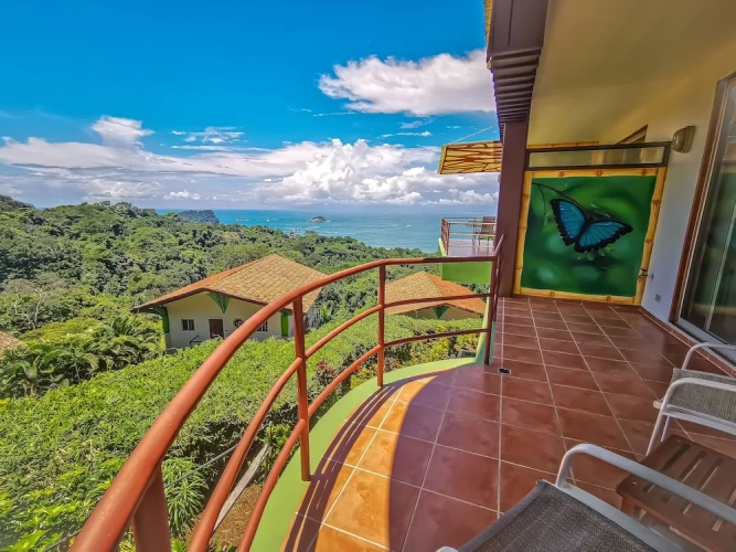 Superior Double room with balcony and with partial ocean view