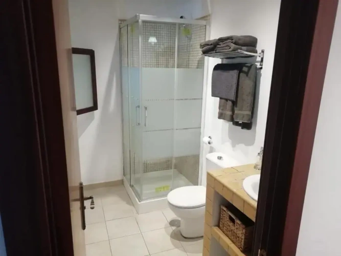 2 Bedrooms Cottage