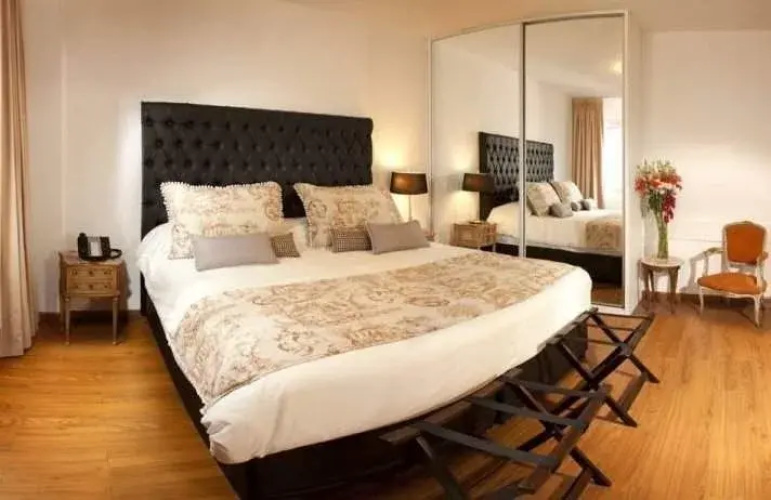 Be Too Loft Hotel