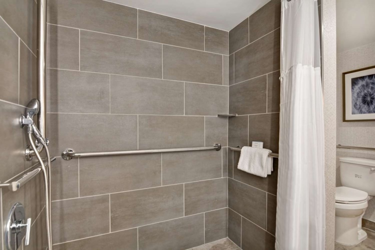 Embassy Suites by Hilton Minneapolis Airport photo 11