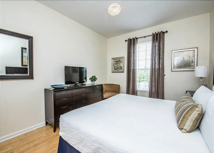 4114 Breakview Drive #206