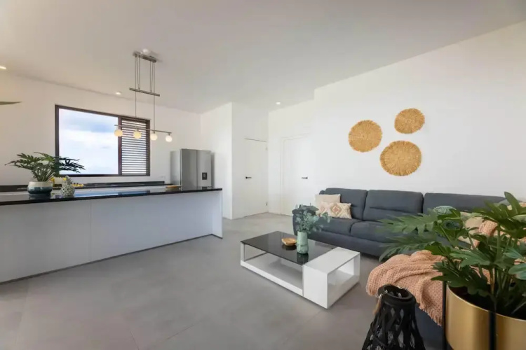 La Perla Chic Panoramic Designer Villa