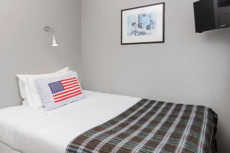 Standard Single room