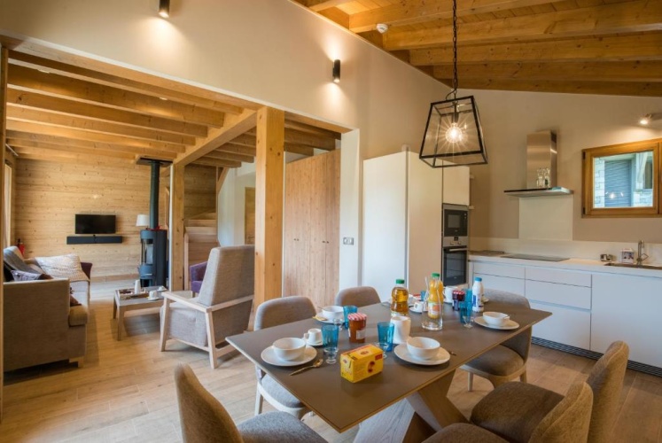 2 Bedrooms Superior Chalet