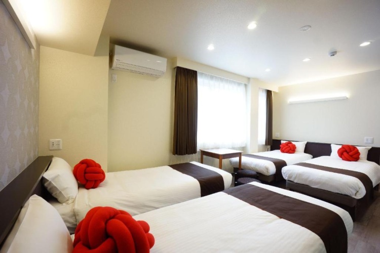 Deluxe Quadruple room