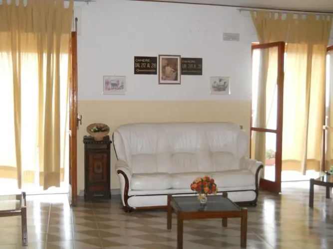 Hotel Harmony