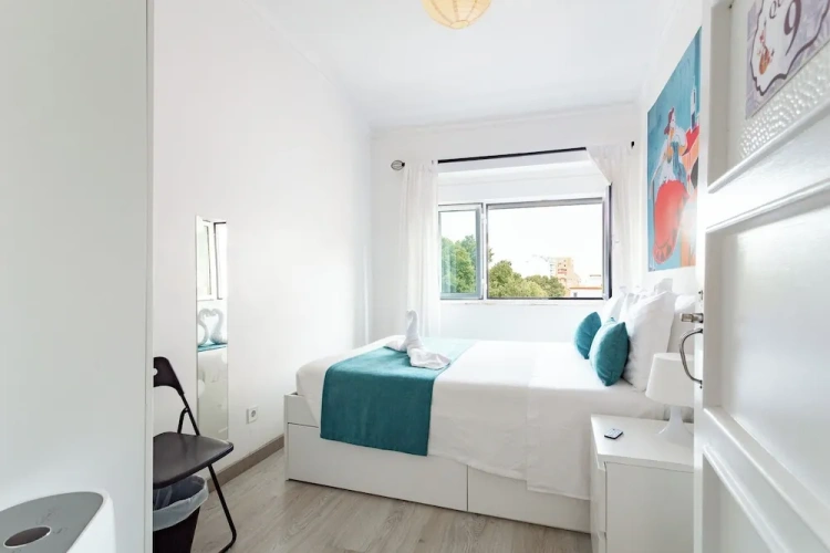 Classic Double room with city view