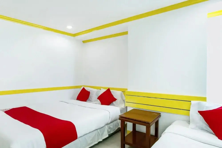 OYO 496 D'Abirus Inn