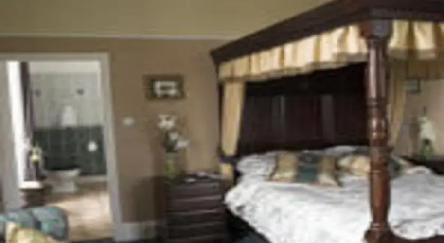 Slaney Manor