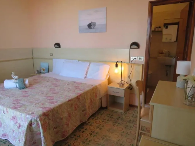 Standard Double room with sea view
