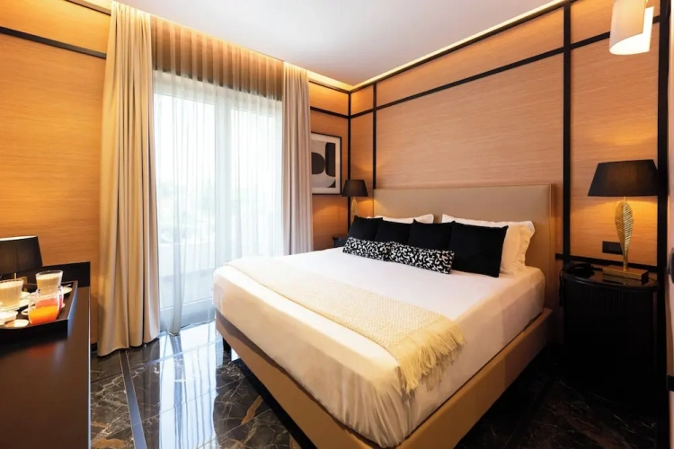 Executive Suite with balcony