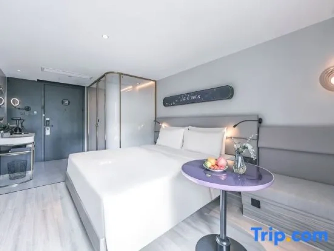 Standard Double room with garden view