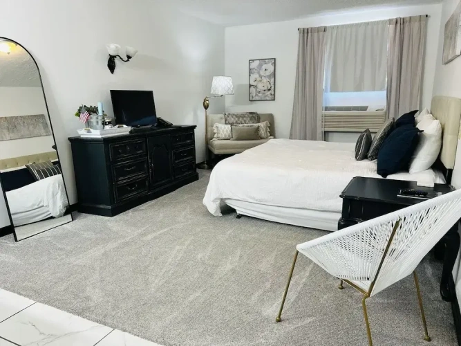 Premier room