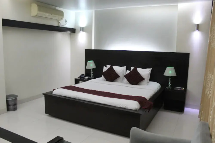 Hiltown Hotel