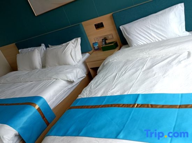 Deluxe Family Suite