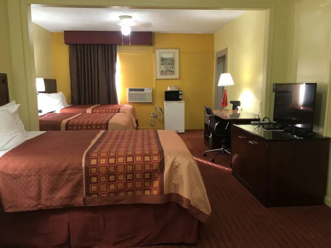 Ellijay Inn
